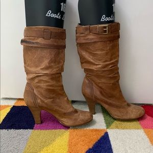 Kelly and Katie Tan Distressed Leather Boots size 8